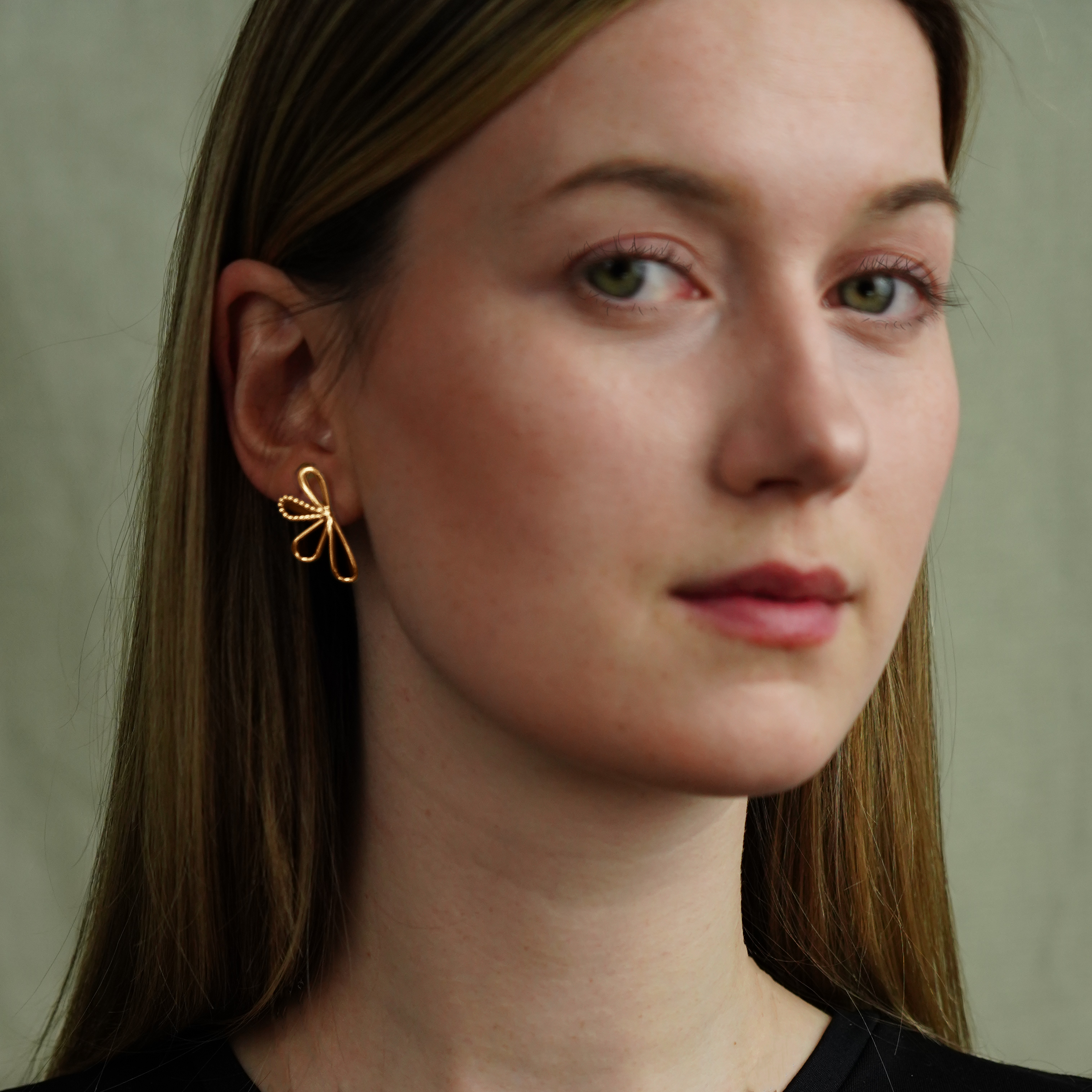 Bloom earring small - Gold