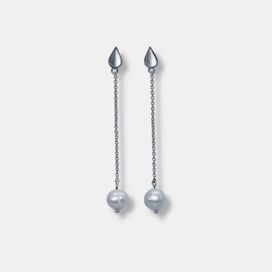 Pearly drop örhänge i silver