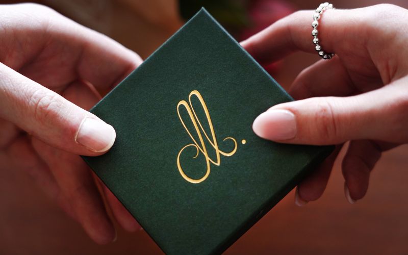 Vackra stilrena smycken som julklapp till dig själv eller någon du älskar