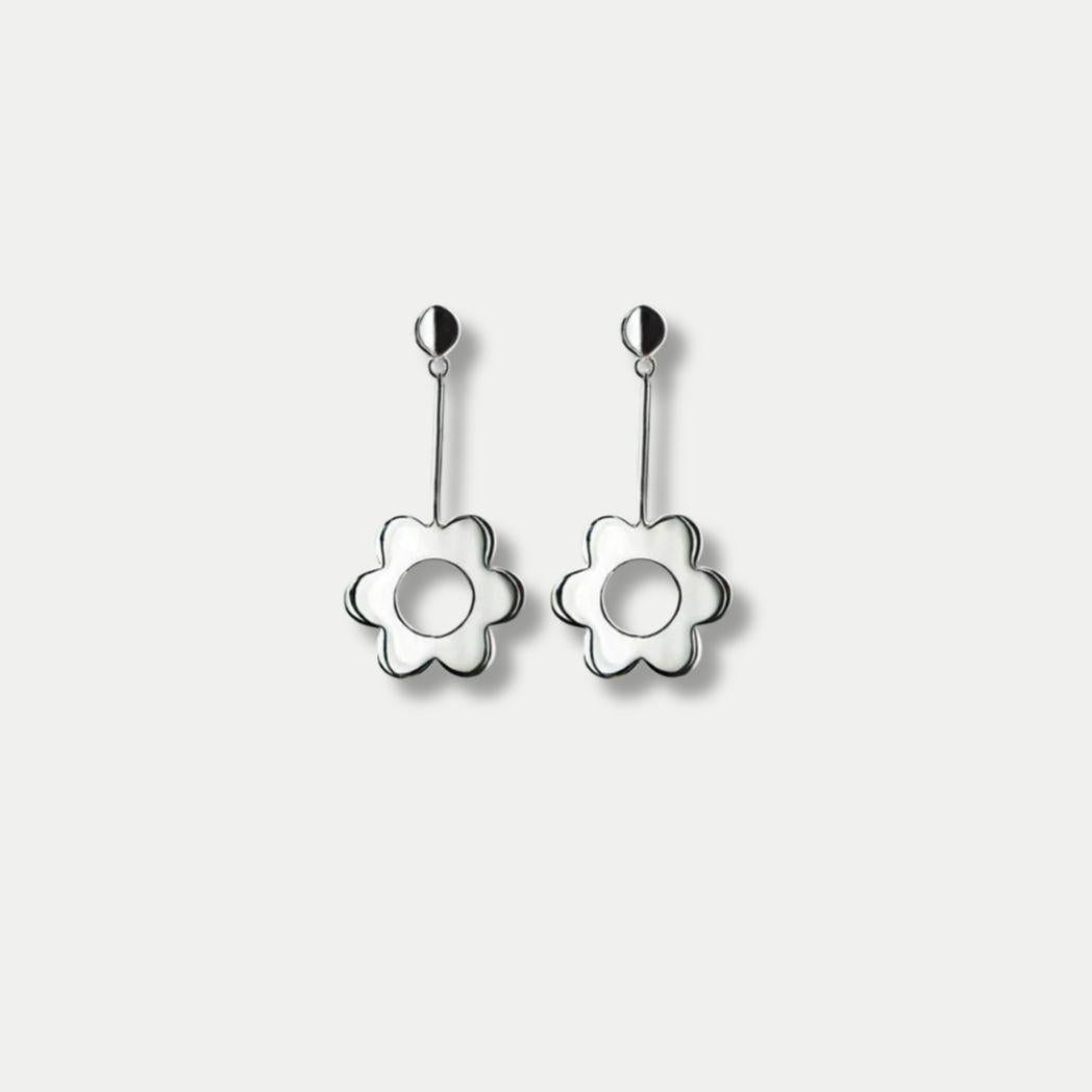 Daisy earring large - silver