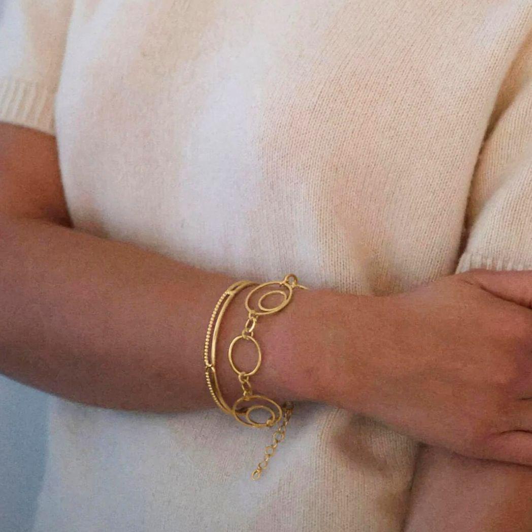 Modesty örhänge - guld