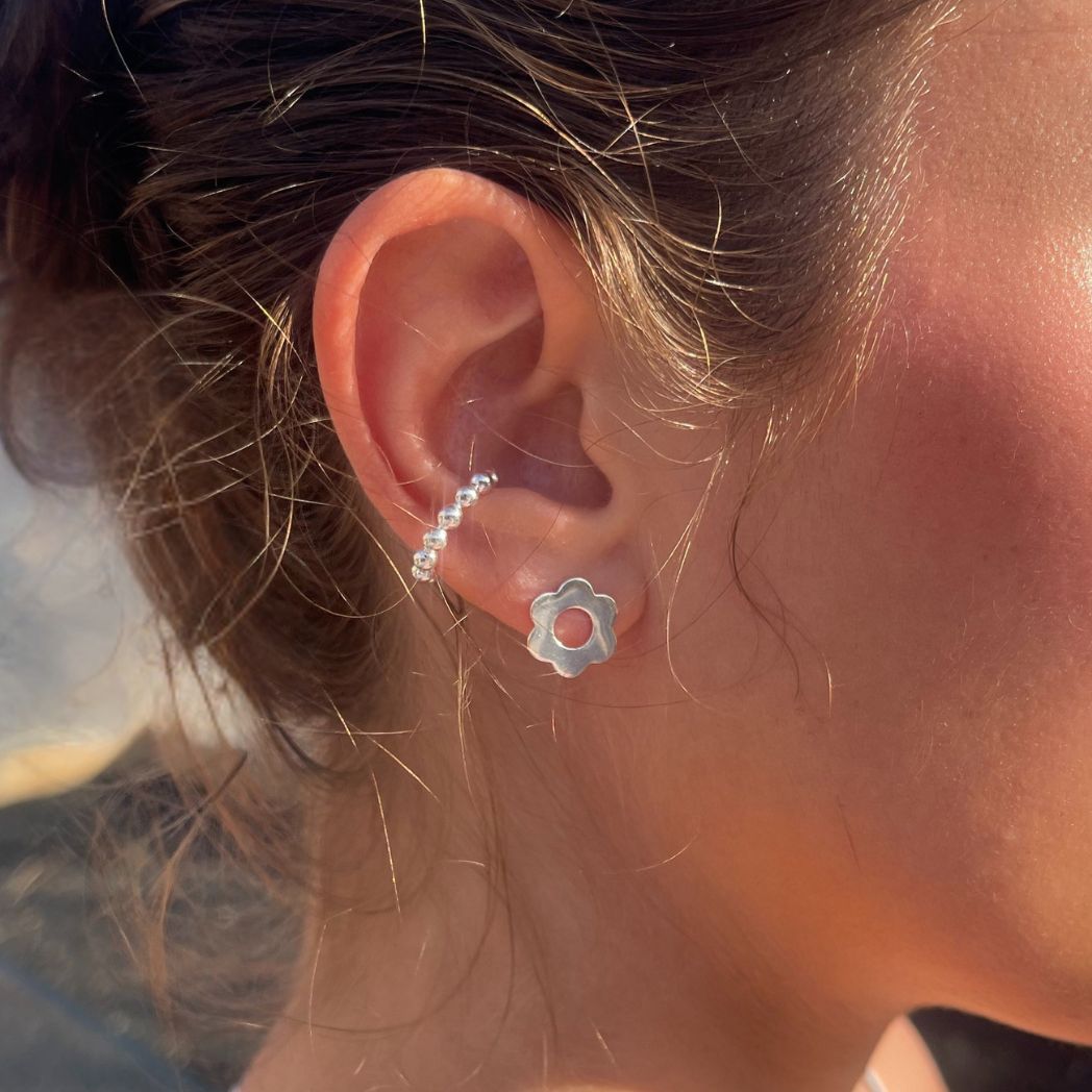 Daisy earring small - silver