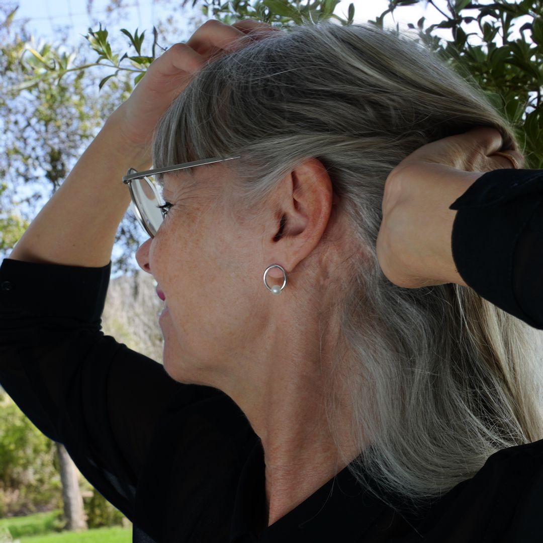 Pearly Stud örhänge - Silver