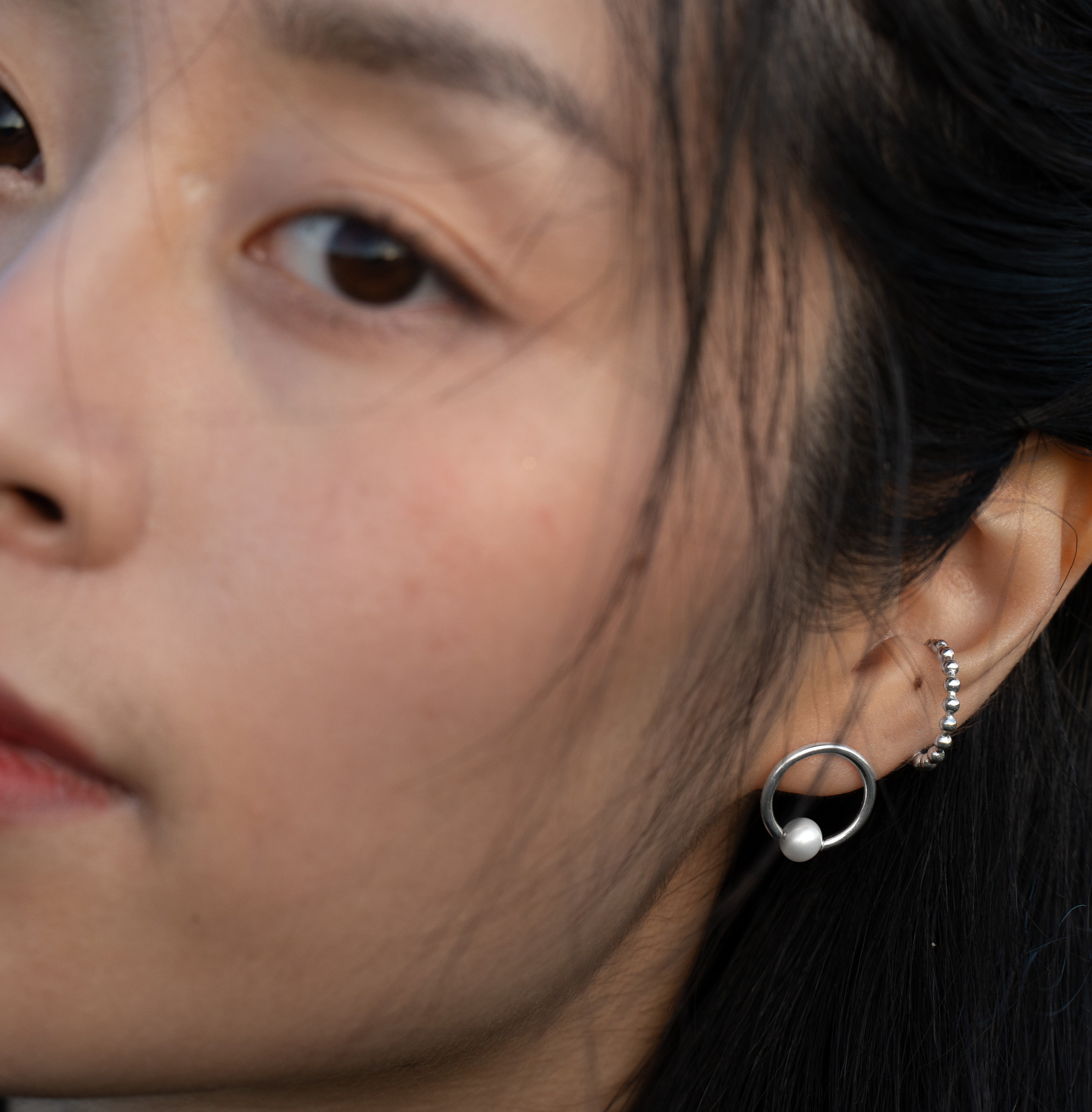 Pearly Stud Earring - Silver