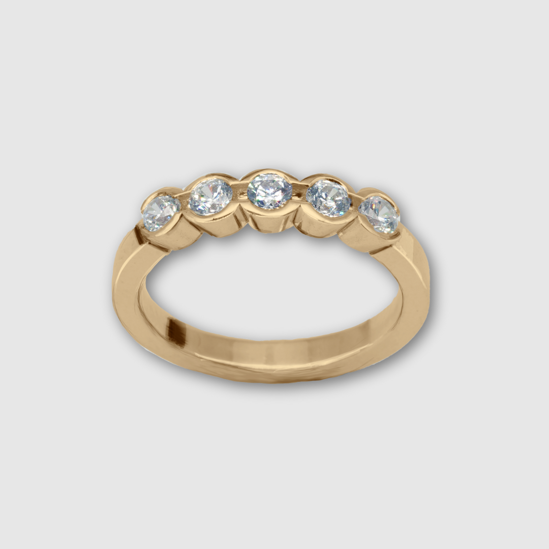 Guldring med 5 stenar 