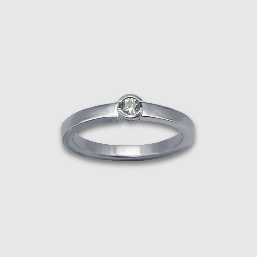 Ring med diamant i silver 
